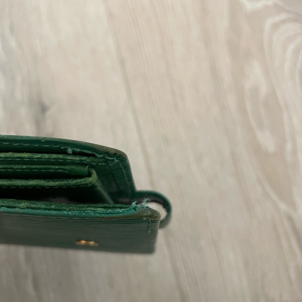 Louis Vuitton Epi Leather Wallet 💚 - Picture 15 of 16